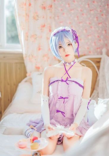 女老师二