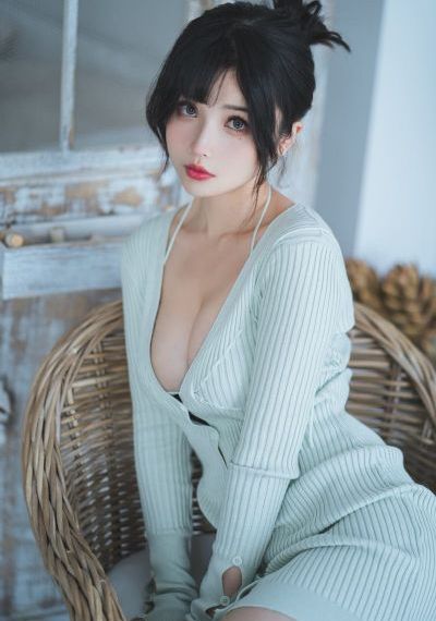 从火光中走来