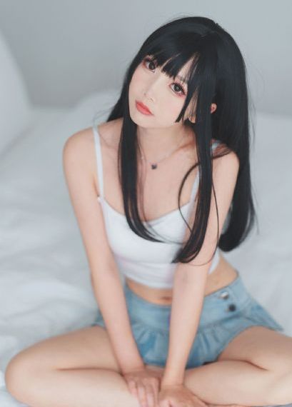 金梅瓶2