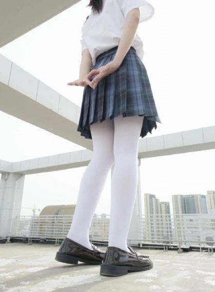 潘金莲三级野外