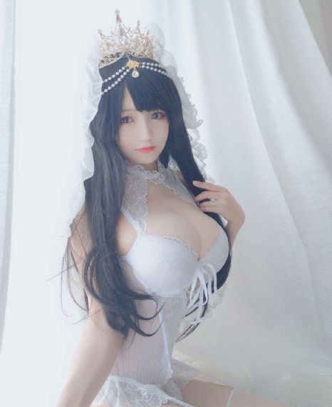 《年轻的母亲》
