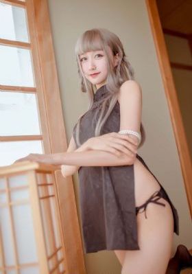 老板的年轻妻子